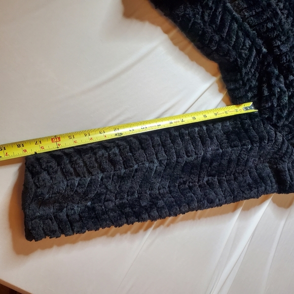 JM Collection Women's Faux Mink Fur Coat Black Fully Lined Hook Closure Sz Med - Picture 10 of 12